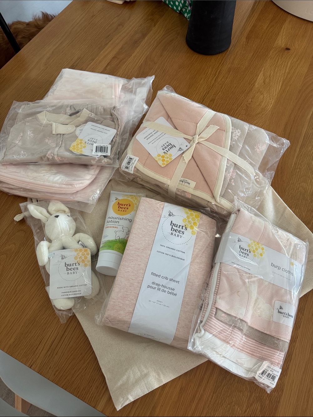 Burt's Bees Baby Pink Baby Gift Set